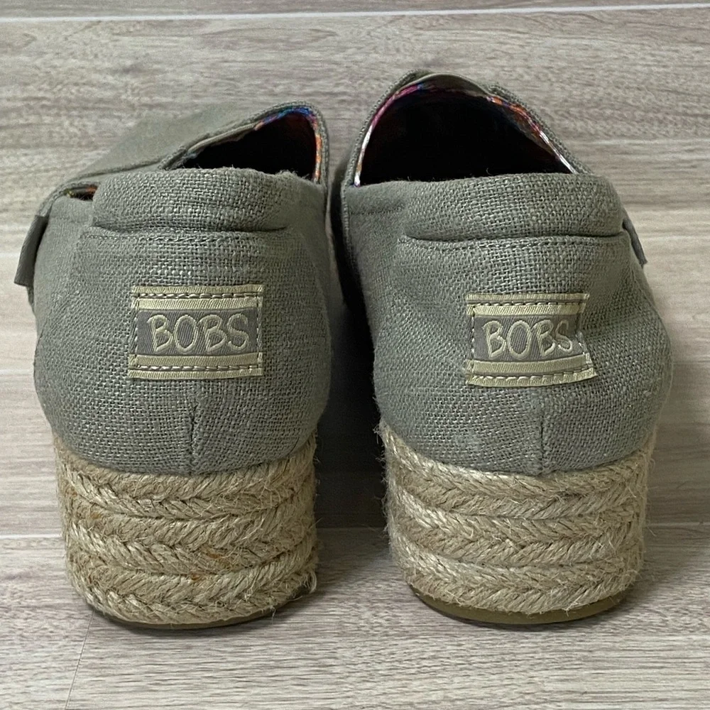 BOBS by Sketchers / Taupe Espadrille Wedge Slip On Shoes Size 8W